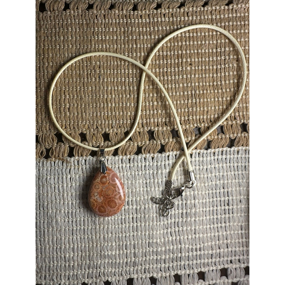 Orange and Beige Fossil Coral Teardrop Pendant Necklace - Picture 4 of 7